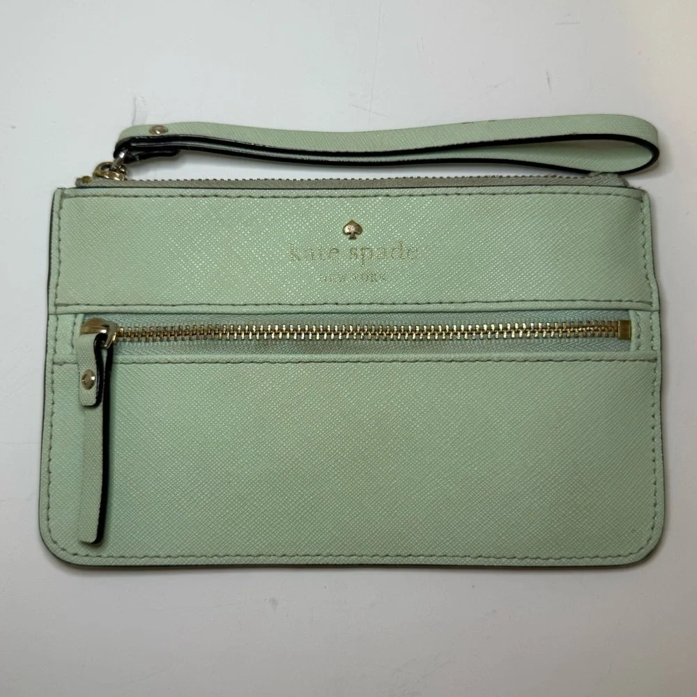 Kate Spade Mikas Pond Bee Wristlet Mint Mojito Green